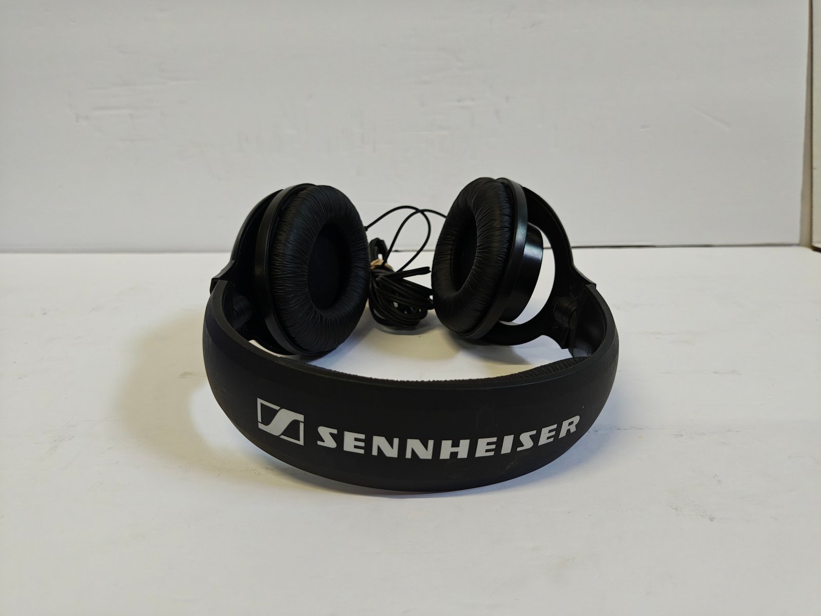 Sennheiser HD 201 Black Wired Over-Ear Headphones