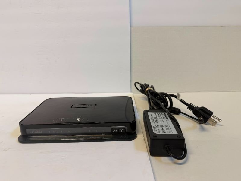 Dell D6000 USB-C Docking Station Triple Display w/ Power Adapter