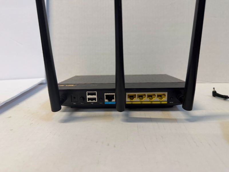 ASUS RT-AC66U AC1750 Dual-Band Wi‑Fi Router, 4-Port Gigabit, USB 2.0,