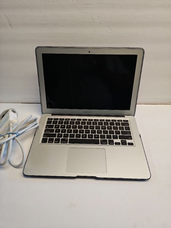 Apple MacBook Air 13.3" 2017