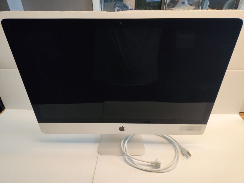 Desktop computer (All-in-one)