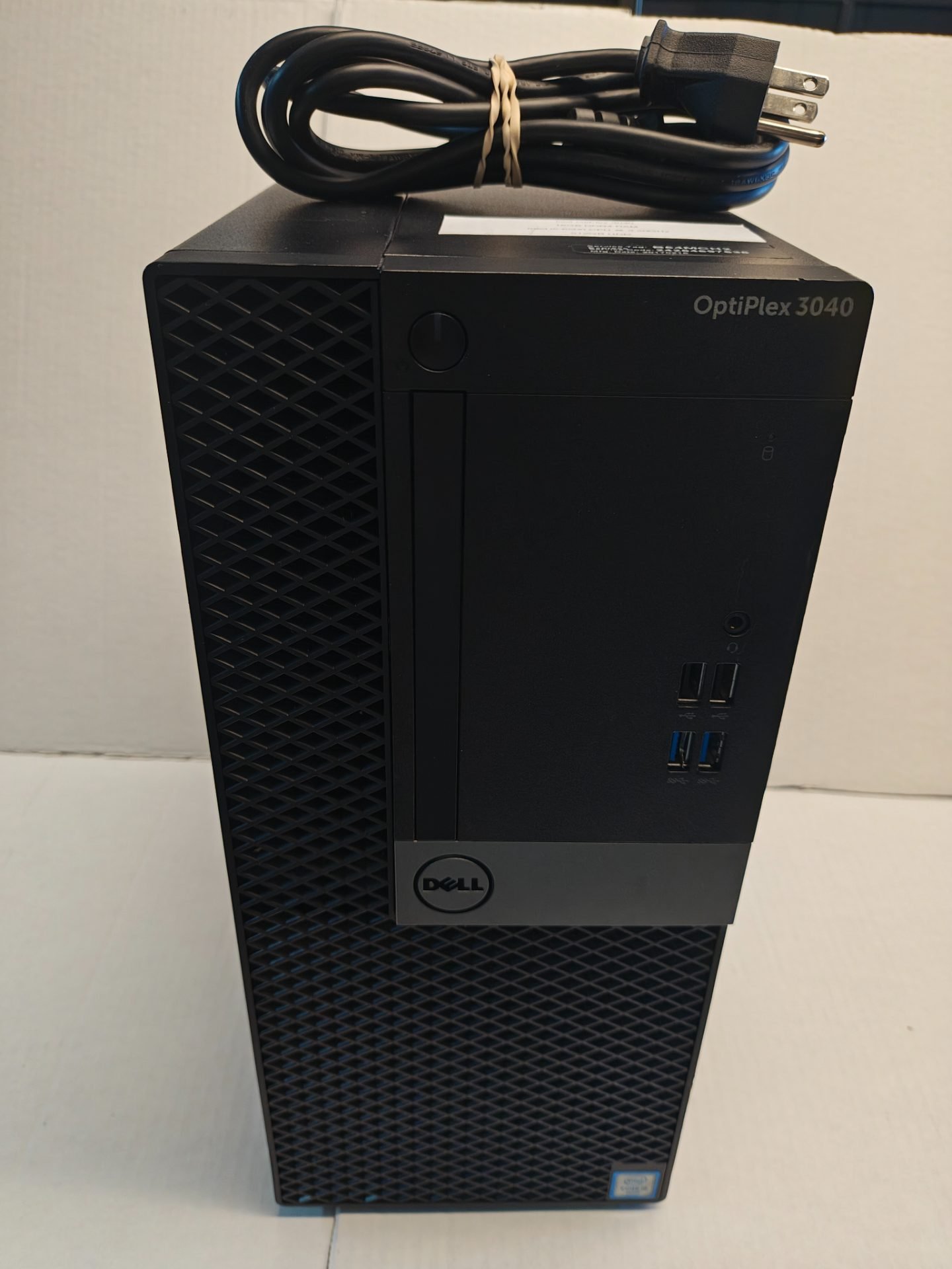Dell OptiPlex 3040 MT Desktop