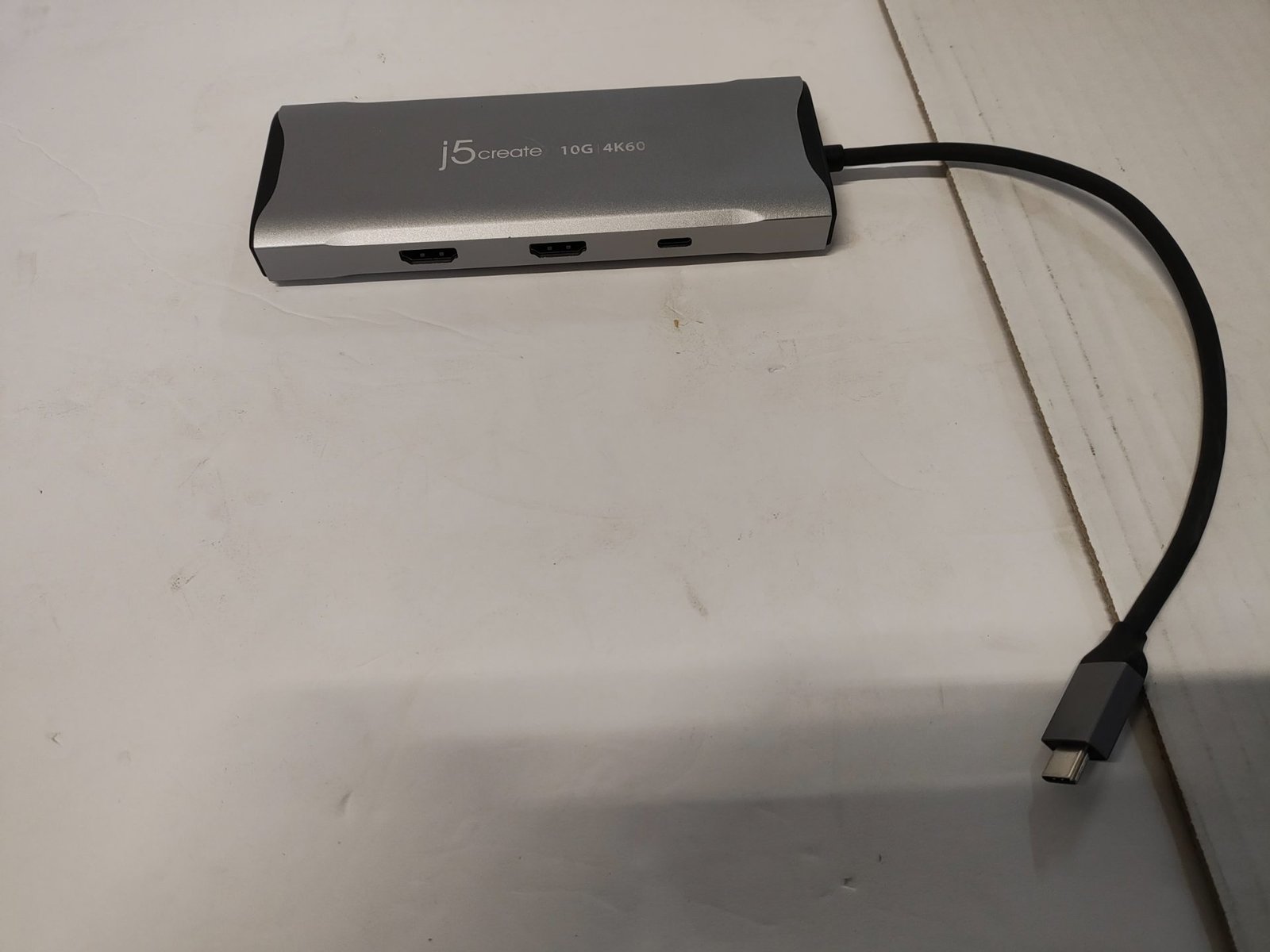 j5create JCD397 4K60 Elite USB-C Triple